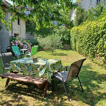 Les Glycines Bed & Breakfast Le Vigan  Bagian luar foto
