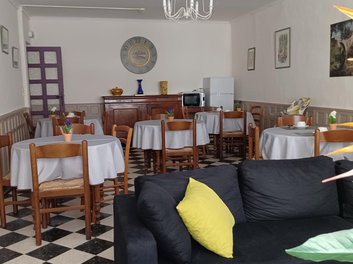 Les Glycines Bed & Breakfast Le Vigan  Bagian luar foto